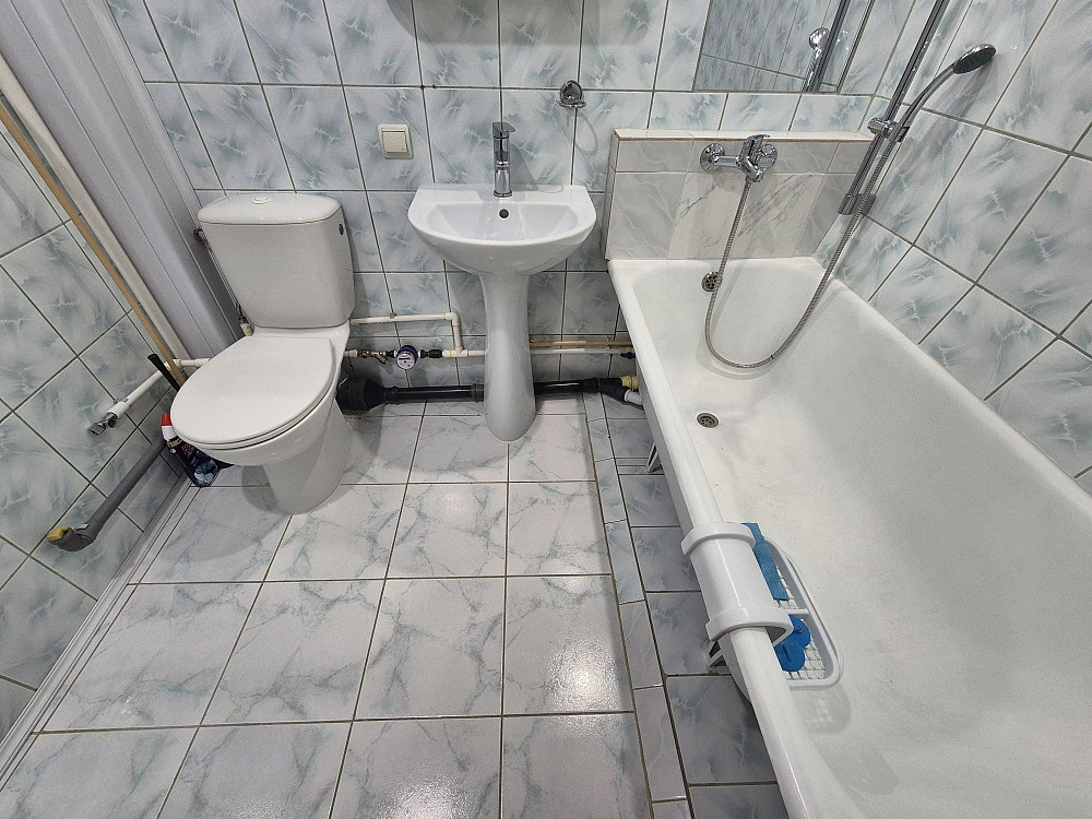 Здам 2х кімнатну квартиру в центрі Житомир - зображення 2