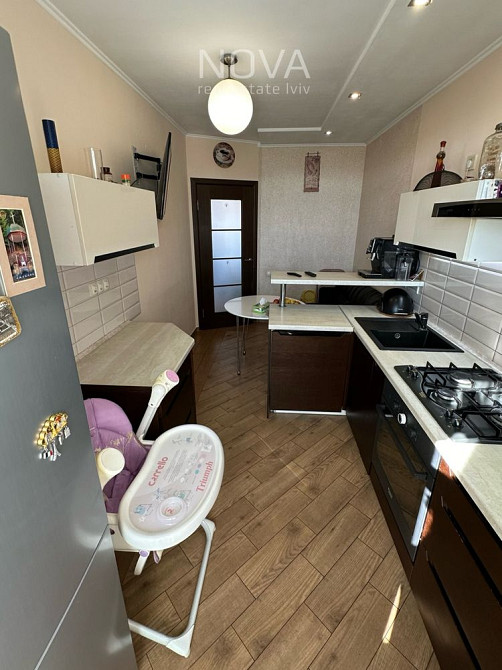 Продається простора 2-кімнатна квартира в Зубрі Зубра - изображение 2