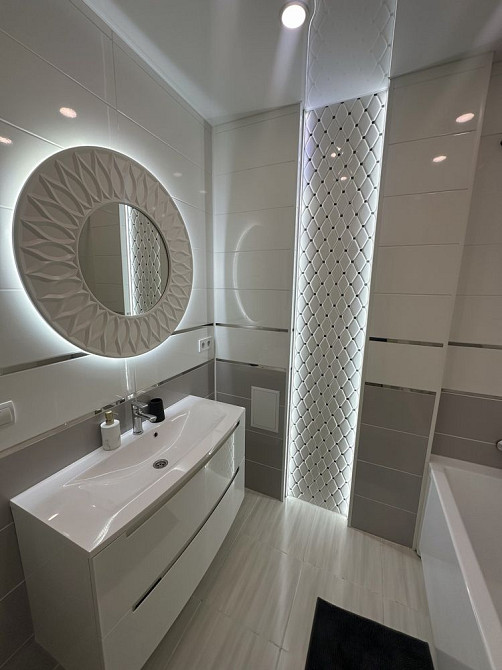 Оренда видової 2-кімн. квартири ЖК «Сімейний Люкс» Черкаси - зображення 5