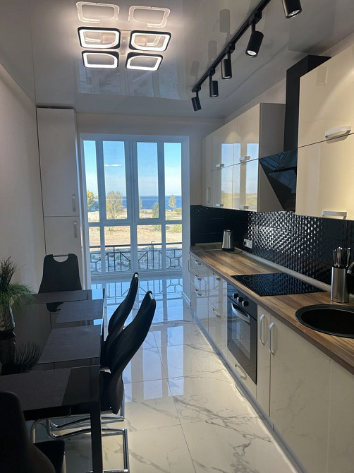 Оренда видової 2-кімн. квартири ЖК «Сімейний Люкс» Черкаси - зображення 8