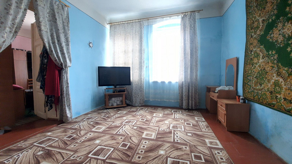 3-х комн. Квартира- центр. Цоколь Чернівці - зображення 2