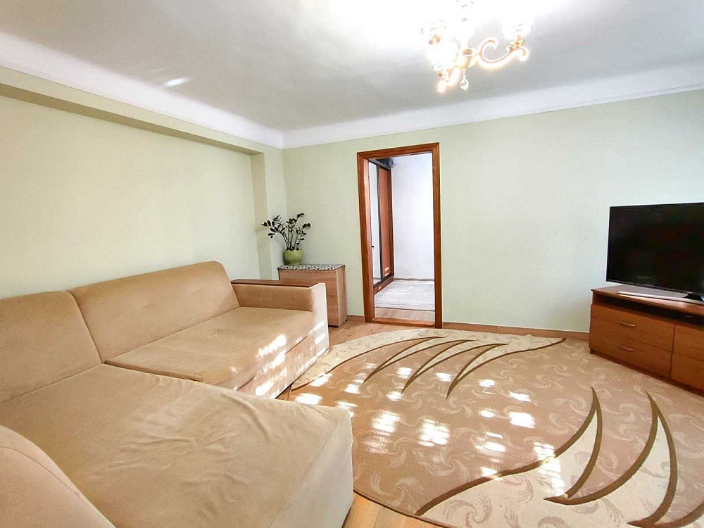 Продається 2-кімн квартира на вул. Смоленська (район магазину «МЕТРО») Чернівці - зображення 2