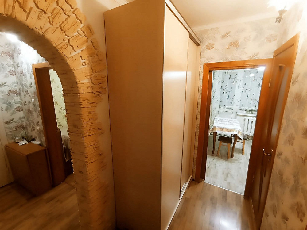 Здам 1 кім. квартиру в оренду з і/о, 3/9 пов, Будівельників 30 Власник Вовчинець - зображення 3