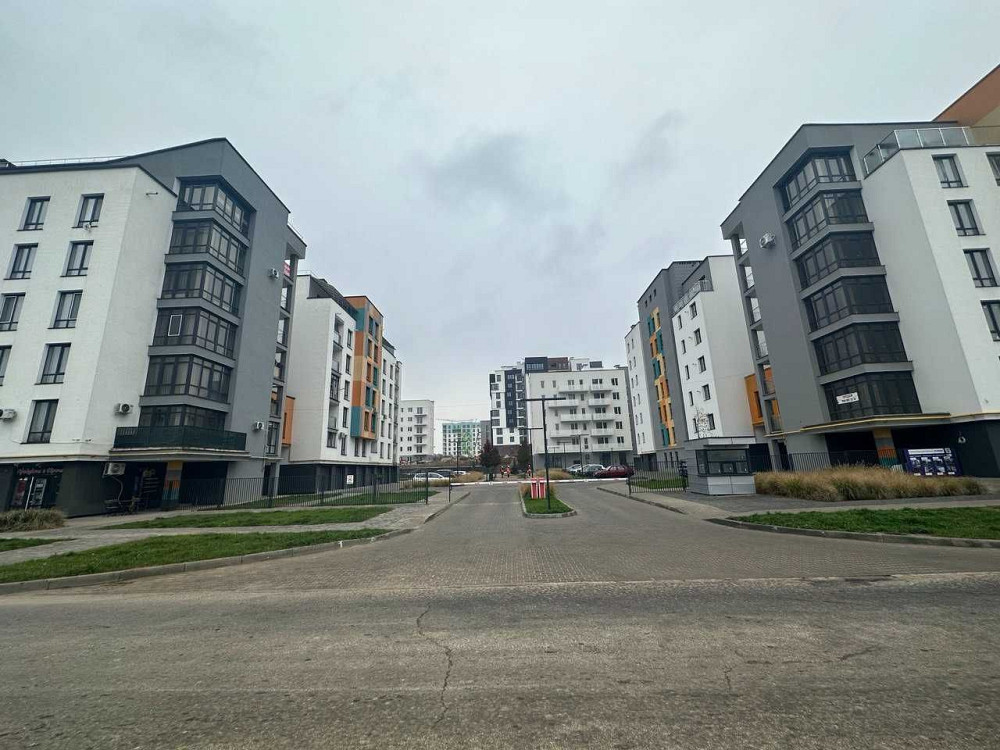 Продаж 1 кімн. кв. 39 м² в яскравому ЖК "Квартал Краківський" Вовчинець - зображення 1