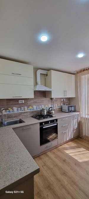 Сучасна однокімнатна квартира в Центрі . Район Сільпо . Херсон - изображение 5