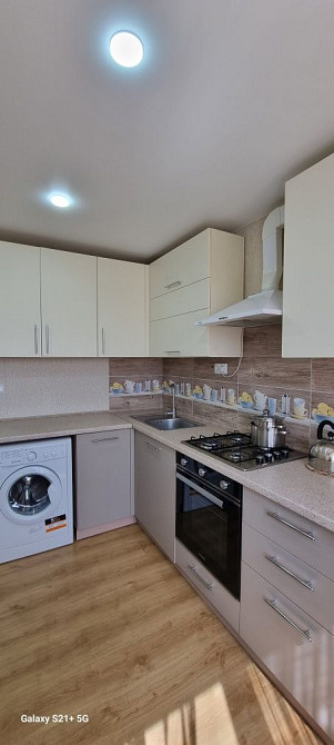 Сучасна однокімнатна квартира в Центрі . Район Сільпо . Херсон - изображение 1