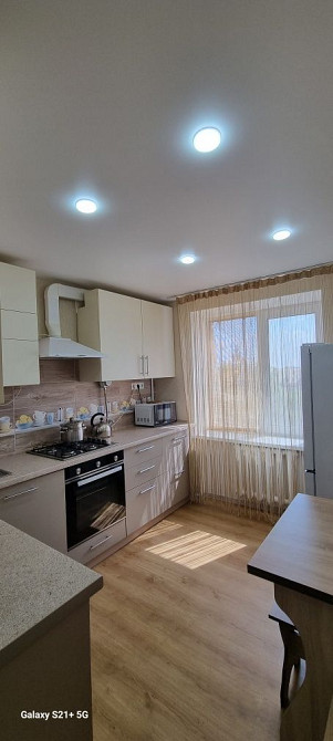 Сучасна однокімнатна квартира в Центрі . Район Сільпо . Херсон - изображение 3