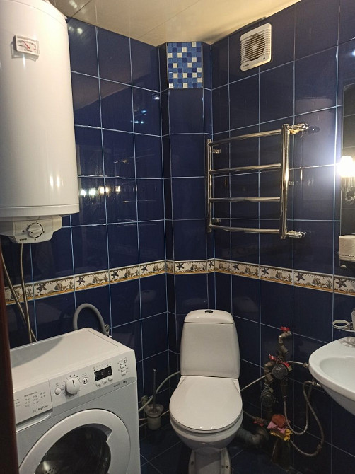 Простора 2-кімнатна квартира з меблями та технікою Чернігів - зображення 8