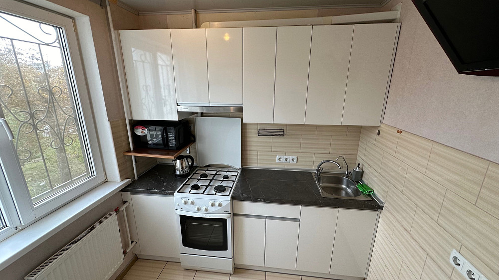 2к квартира. Митниця, ТРЦ Дніпро Плаза Черкаси - зображення 1