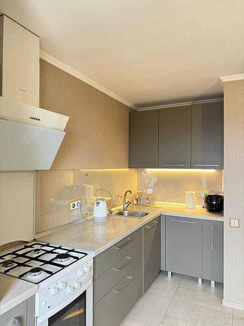 Трикімнатна в центрі з ремонтом. Луцьк - зображення 7