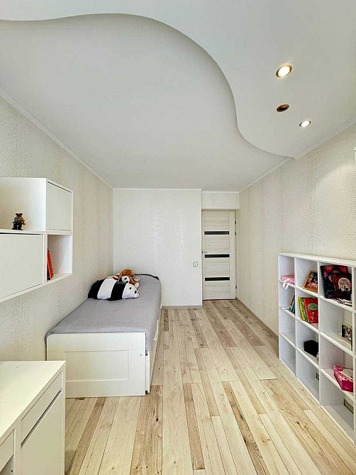 Трикімнатна в центрі з ремонтом. Луцьк - зображення 6