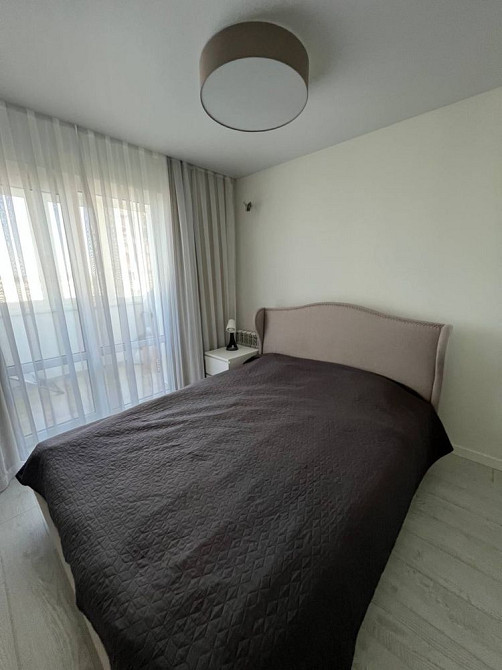 Простора 3 кімнтана квартира з новим ремонтом в Києві (лівий берег). Боярка - зображення 2