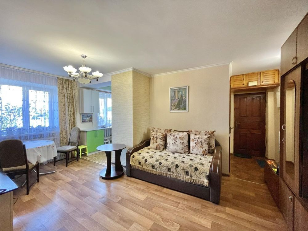 3-кімнатна квартира в р-ні Сінного ринку Житомир - зображення 1