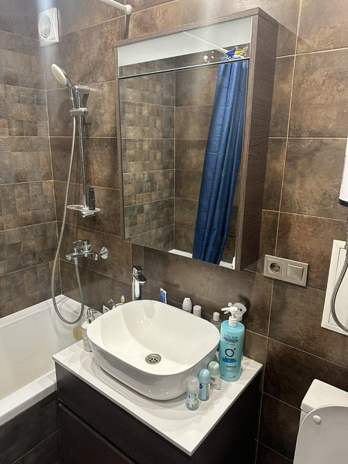 Квартира з ремонтом в центрі міста Васильківське - зображення 7