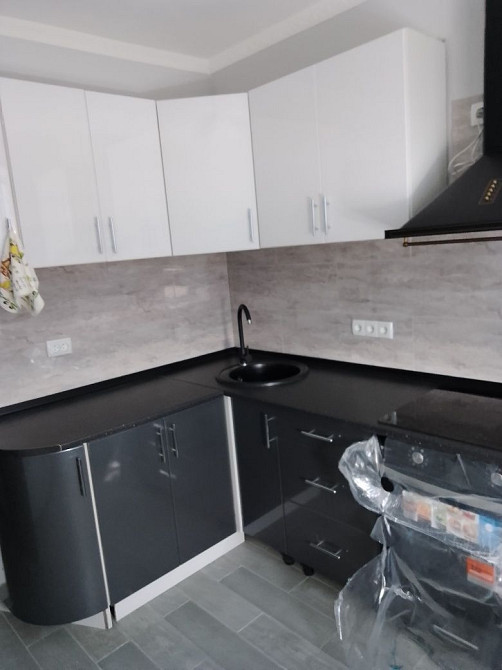 Продается двухкомнатная квартира . Белгород-Днестровский - изображение 2