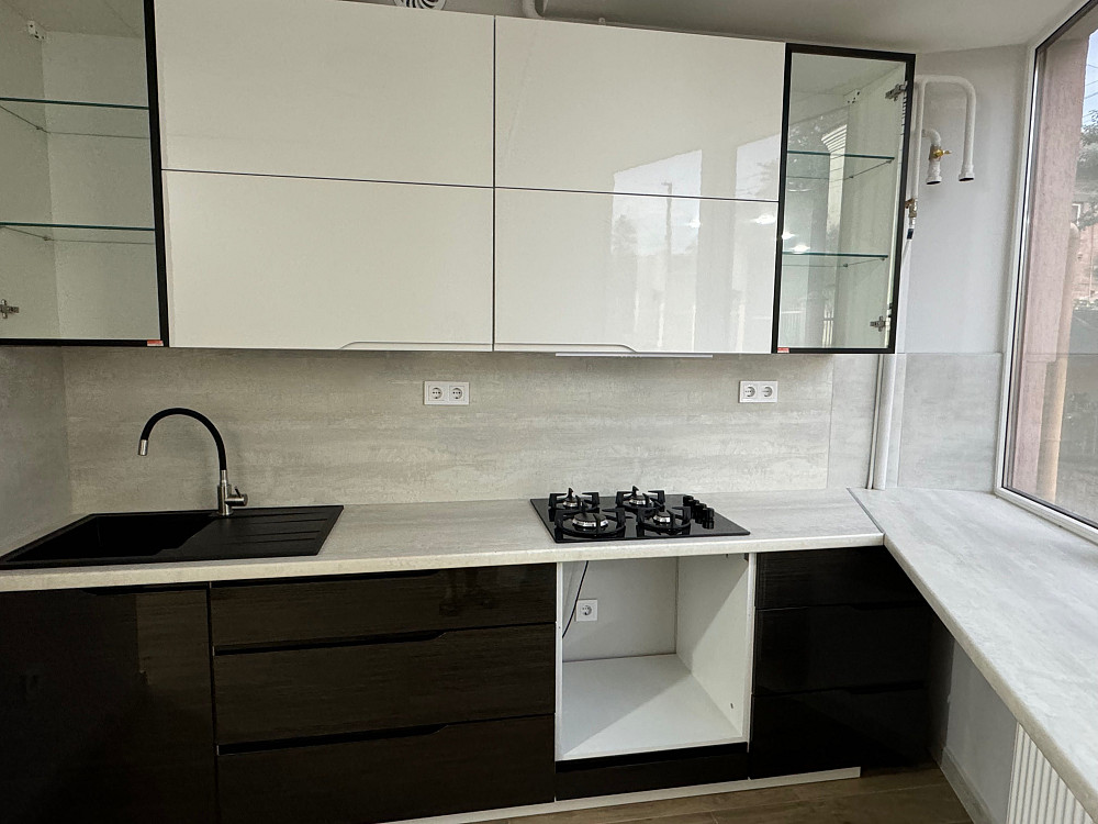 Продається 1 кімнатна квартира в центрі від  власника Чернівці - зображення 6