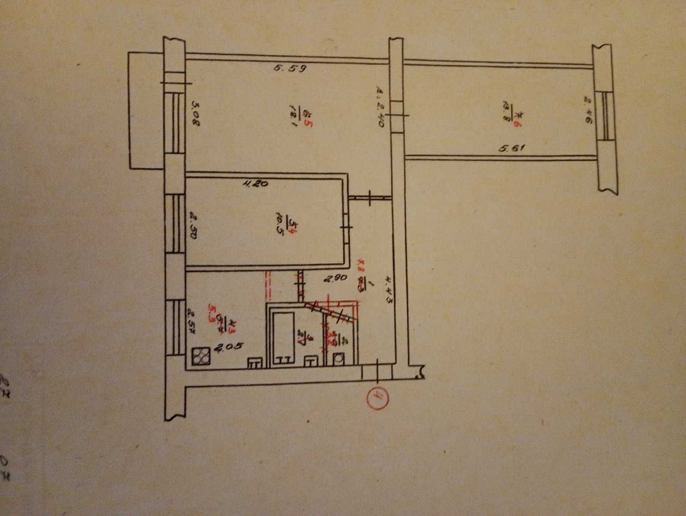 Трехкомнатная квартира в центре города ул. Успенско Троицкая,41. Конотоп - зображення 1