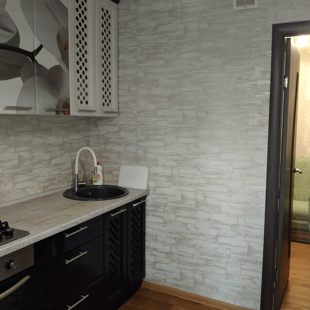 Продается 2 ком квартира КУБ Центр Павлоград - изображение 2