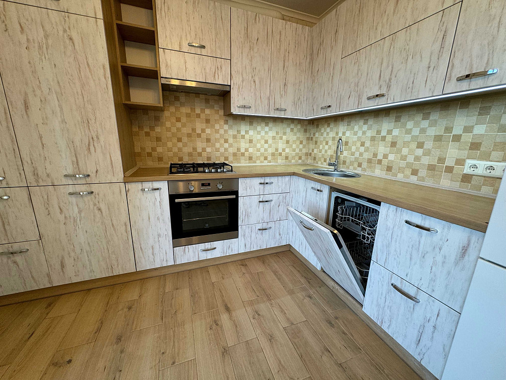 Чайки, 2к в ЖК Сонцтаун, 4 поверх, газове автономне опал., паркомісце Чайки (Киевская обл.) - изображение 5