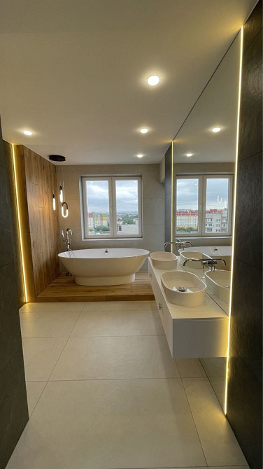 Сучасна квартира зі стильним і якісним ремонтом Луцьк - зображення 1