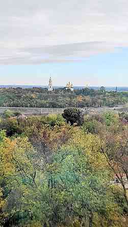 Ціна знижена! Видова квартира, вул. Монастирська. Poltava