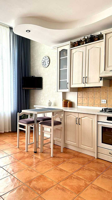 Довгострокова оренда  елітної квартири у центрі міста Тернопіль - зображення 4