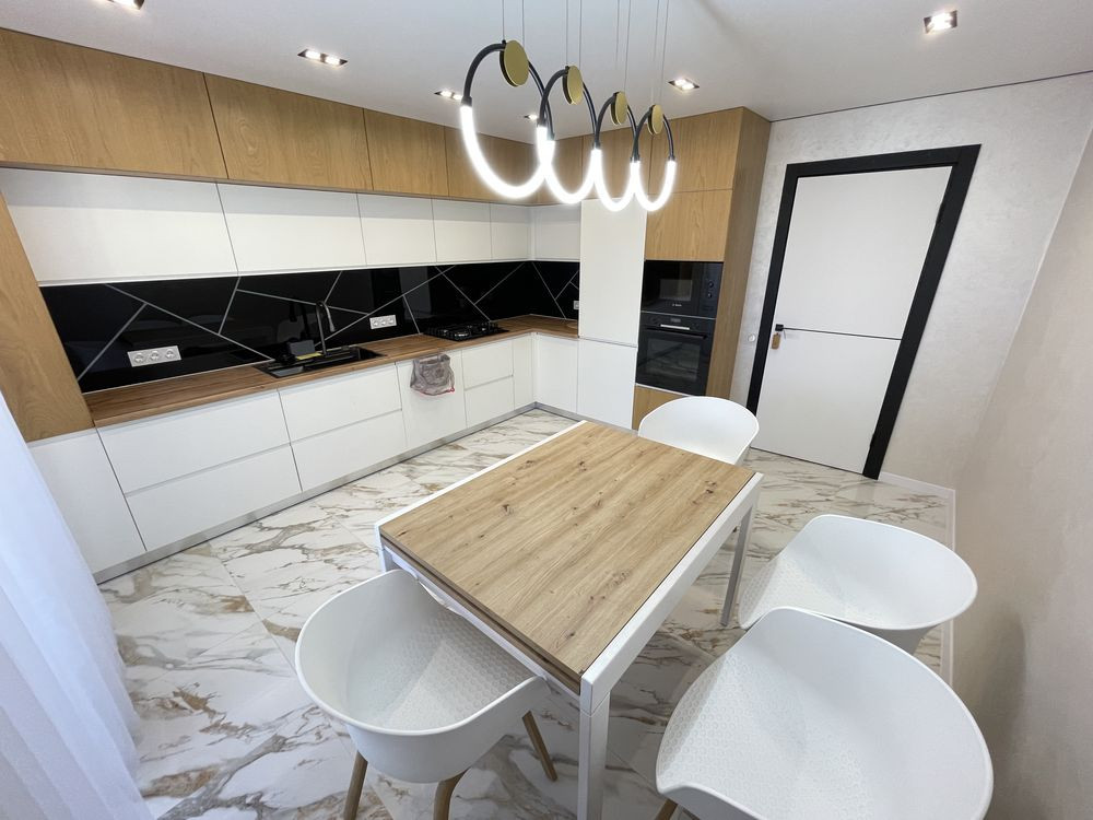 ОРЕНДА 3-кімнатна квартира в новобудові Новояворівськ - зображення 4