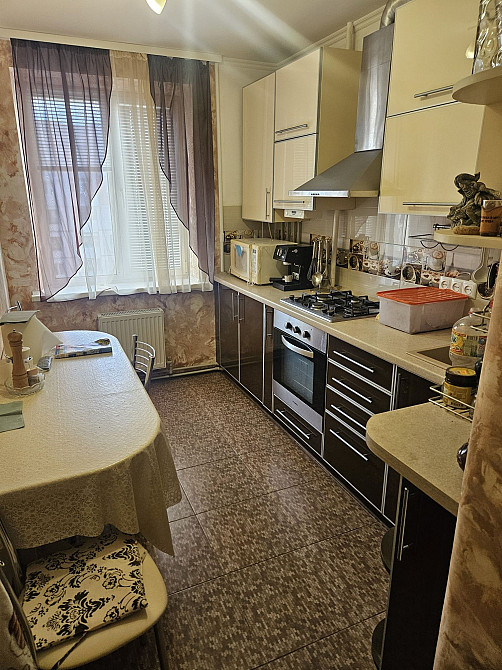 Продаю  отличную  3х комнатную  квартиру  на Жадова Кропивницкий - изображение 1