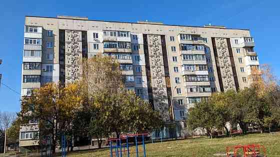 Срочно продам 1кв.улучшенку 40м. ул. Плиточная 5, метро Индустриальная Kharkiv