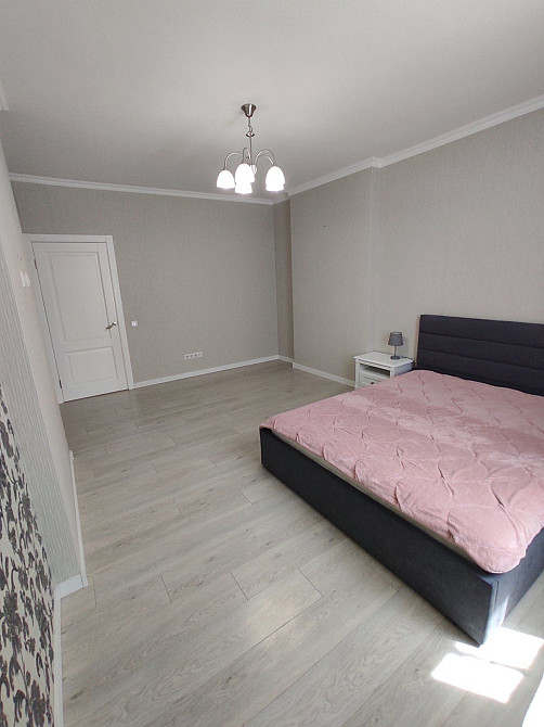 Центр  Шикарна однокімнатна квартира. Вишневое - изображение 2