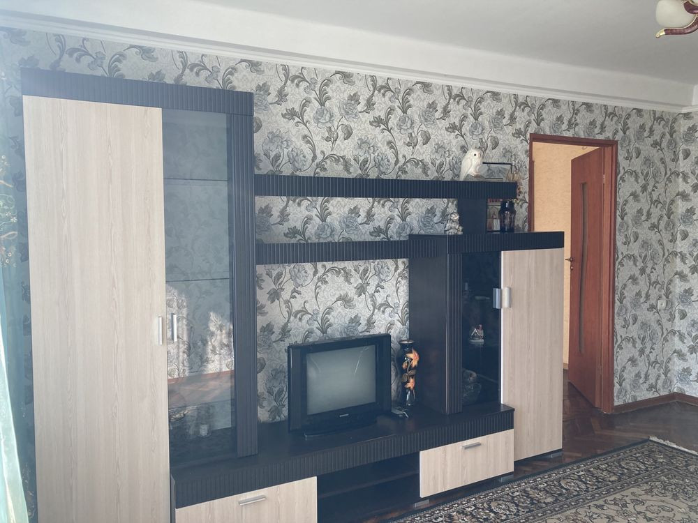 Аренда квартиры 3 к, ул Днепровская, центр, Вышгород Вышгород - изображение 1