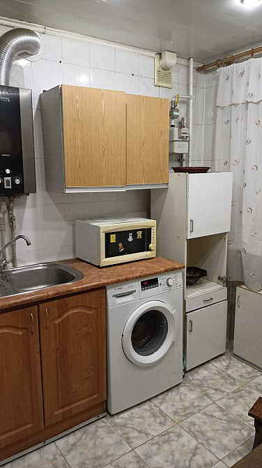 АРЕНДА 3-х комн кв ПАРКОВАЯ, 30 (кафе "Челентано") Краматорск - изображение 1