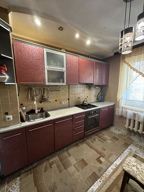 Продам 4-х кімнатну квартиру на 4 мікрорайоні Лозова - зображення 2