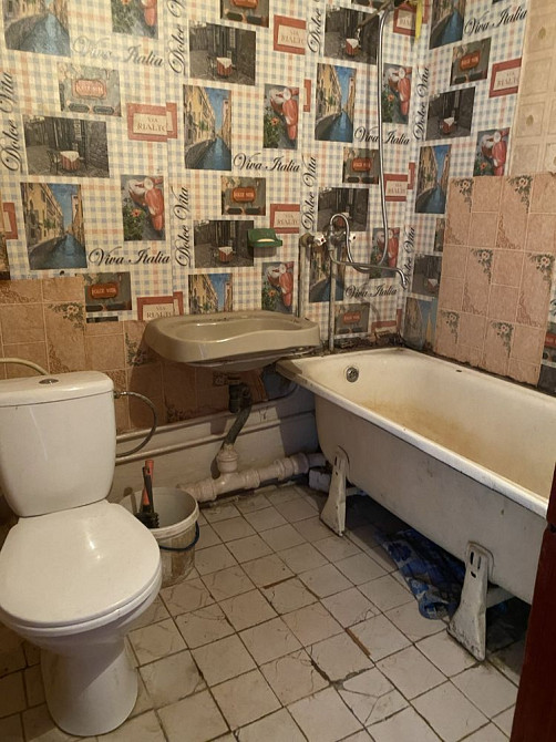 Продам недорого 1 ком. в 9-ти на Мира Черноморск - изображение 3