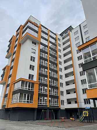 Продаж 2к Зарічанська 74 м/кв Khmelnytskyi