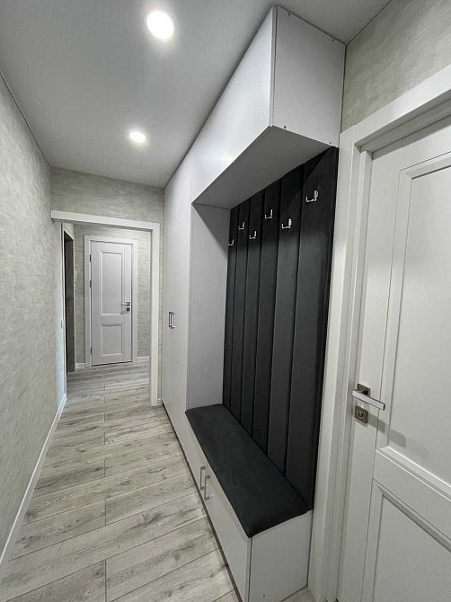 продаж квартири по вул. Захисників України Умань - изображение 1