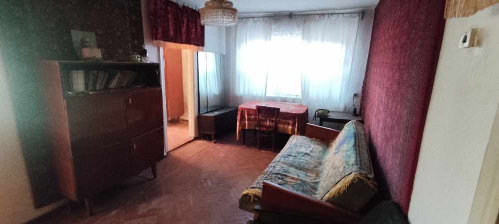 Продам квартиру в м. Погребище. Разом з квартирою продається два гараж Погребище - изображение 2