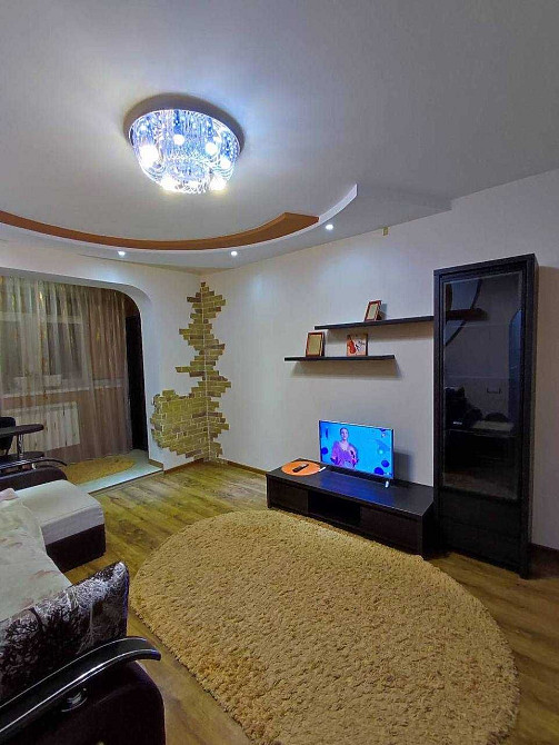 Продам 2-х кімнатну квартиру +меблі +побутова техніка. єОселя. Вараш - изображение 1