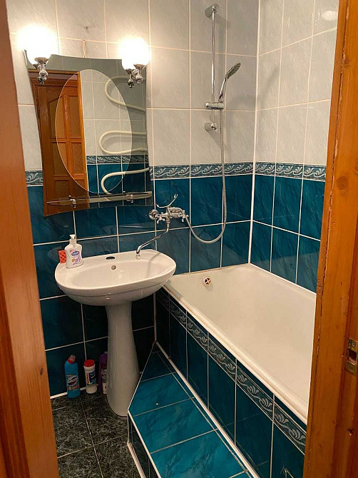 квартира по Незалежності 7 Малая Турья - изображение 3