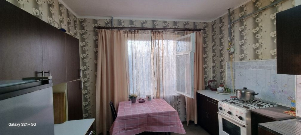 Оренда однокімнатної квартири на Шуменському . Перший поверх . Херсон - зображення 4