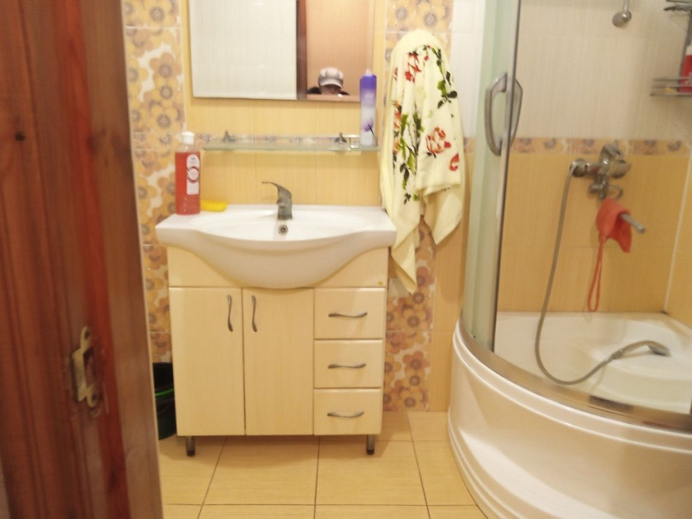 Продаю уютную 2х комн.квартиру г.Мерефа удобный рн. Мерефа - зображення 3