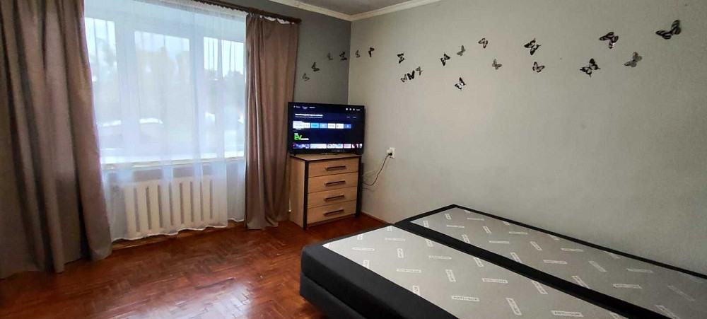 2 кімнатна квартира, з ремонтом, 2 поверх Берегове - зображення 1