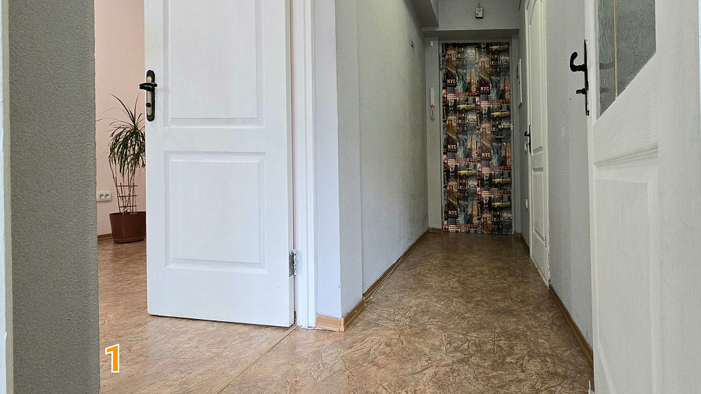 Эксклюзивная 1 кв.ост.Гостиница Киев ул.Владимира Великого Кривой Рог - изображение 2