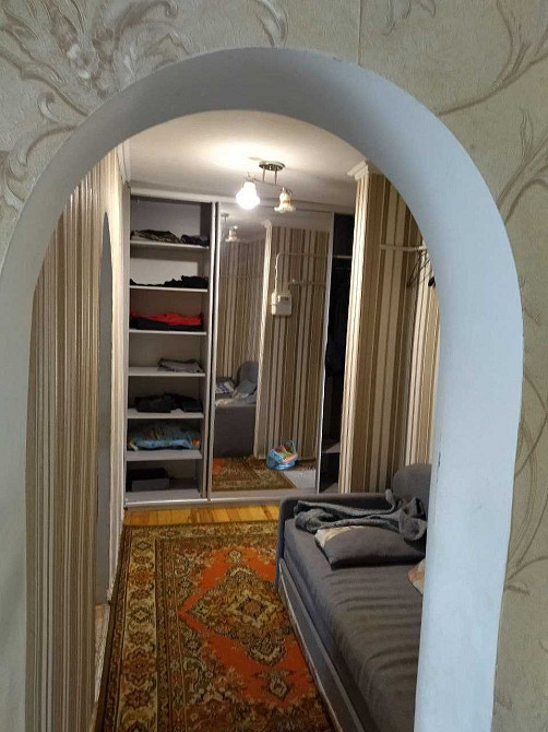 продаю квартиру в будинку Радомышль - изображение 1