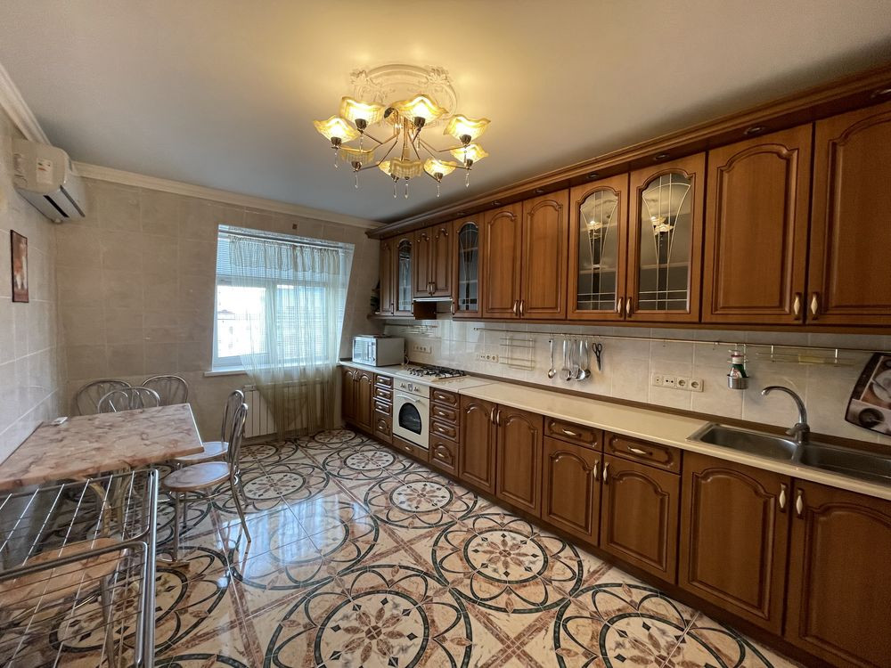 Аренда Ярославский переулок 7/9 Контрактовая паркинг Киев - изображение 4