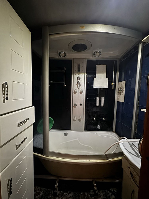 Продам 3-х комнатную в центре города Южное - изображение 5