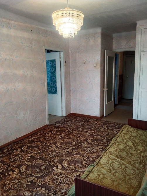 Трикімнатна квартира в центрі міста Ромни Ромни - зображення 2