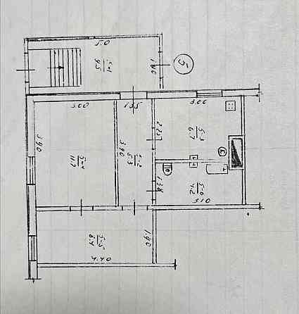 Продається 2-кімнатна квартира. 