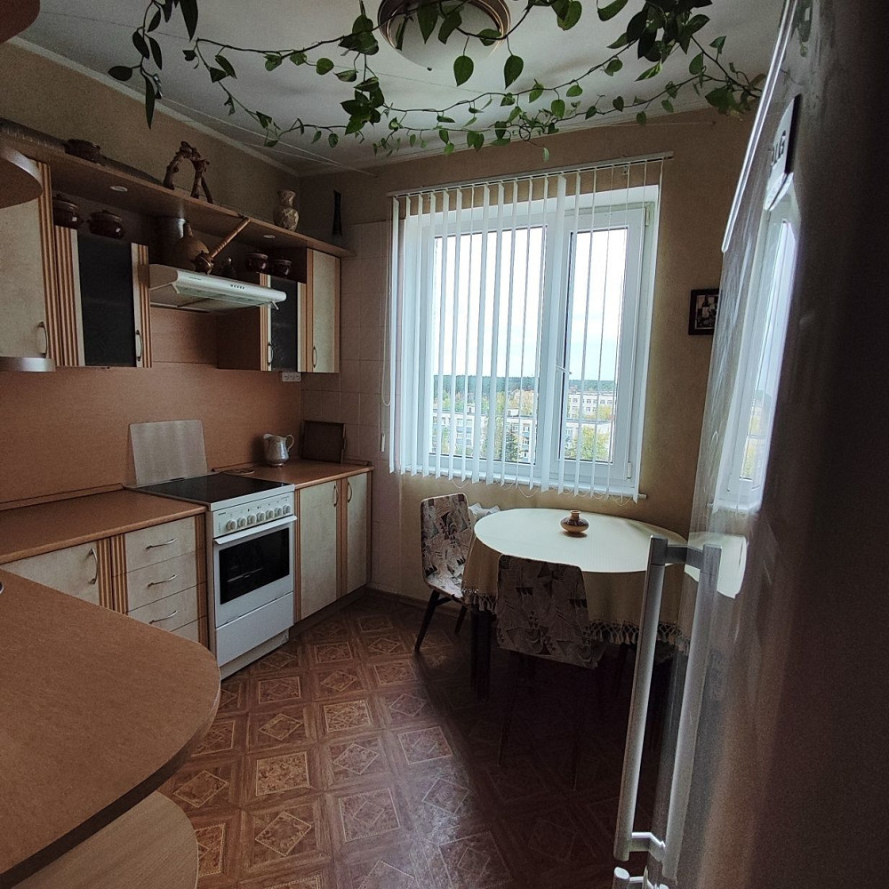 Вільна 3 кімнатна квартира для порядної родини! Українка - зображення 5