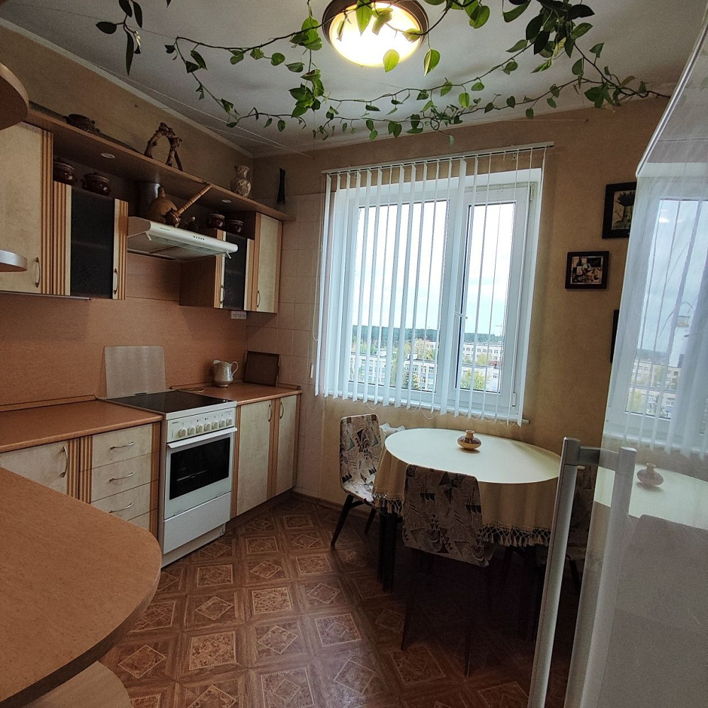 Вільна 3 кімнатна квартира для порядної родини! Українка - зображення 6